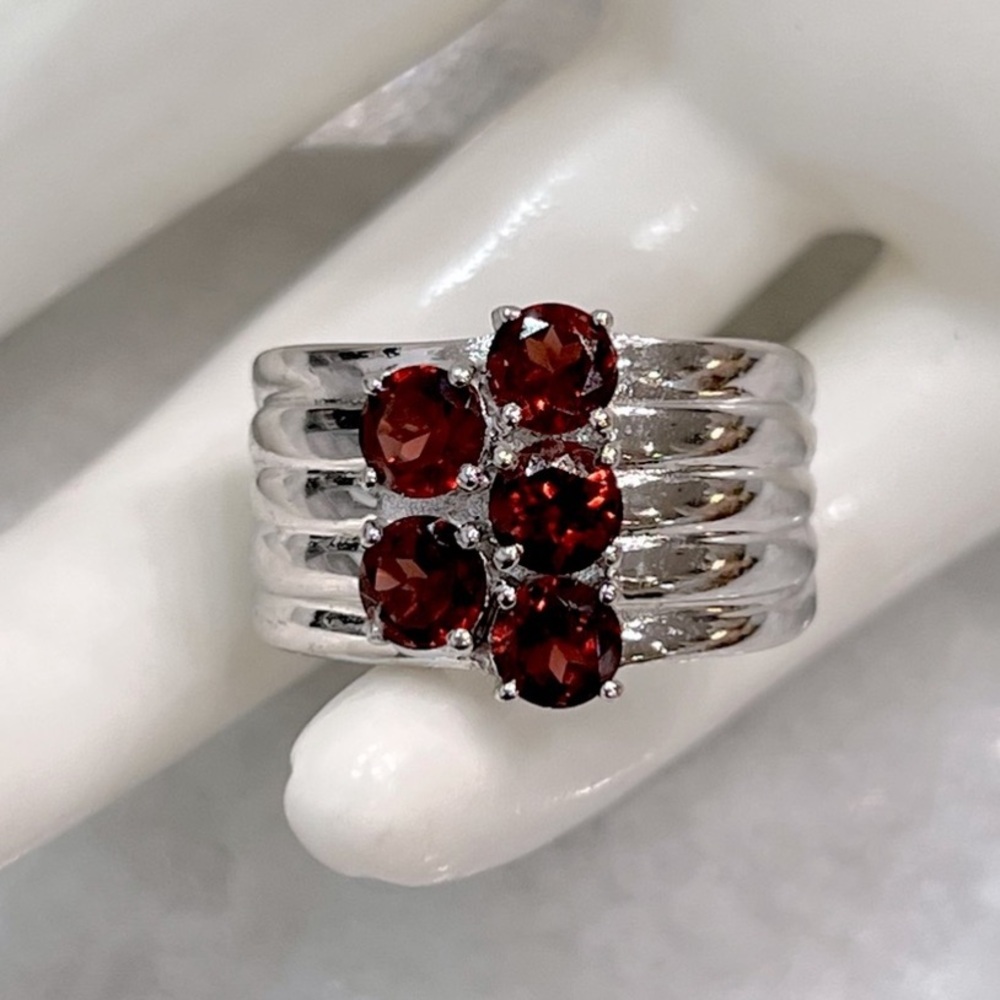Mozambique Garnet 5 Stone Wide Band Silver Ring Sz 8